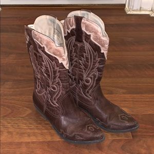 Women’s cowboy boots